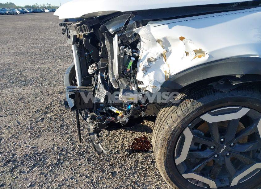 Photo 6 of 2023 Kia Telluride S (VIN 5XYP64GC8PG327724)