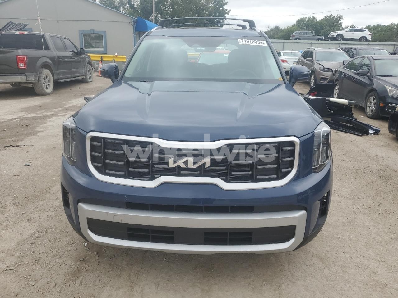 Photo 5 of 2024 KIA TELLURIDE S (VIN 5XYP64GC8RG510883)