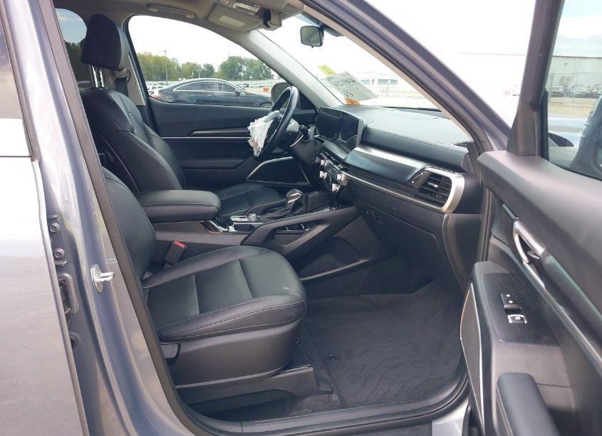 Photo 5 of 2023 Kia Telluride S (VIN 5XYP64GC9PG344032)