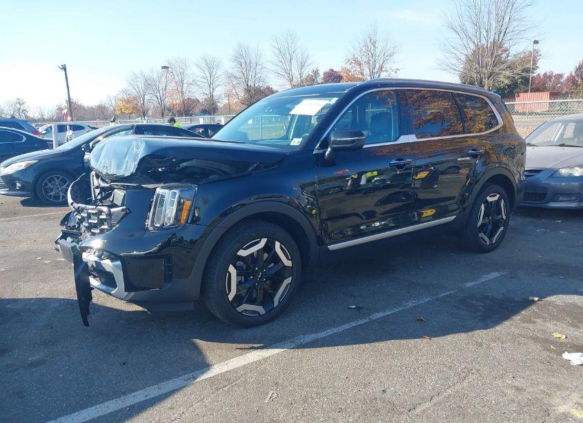 Photo 2 of 2024 Kia Telluride S (VIN 5XYP64GCXRG447818)