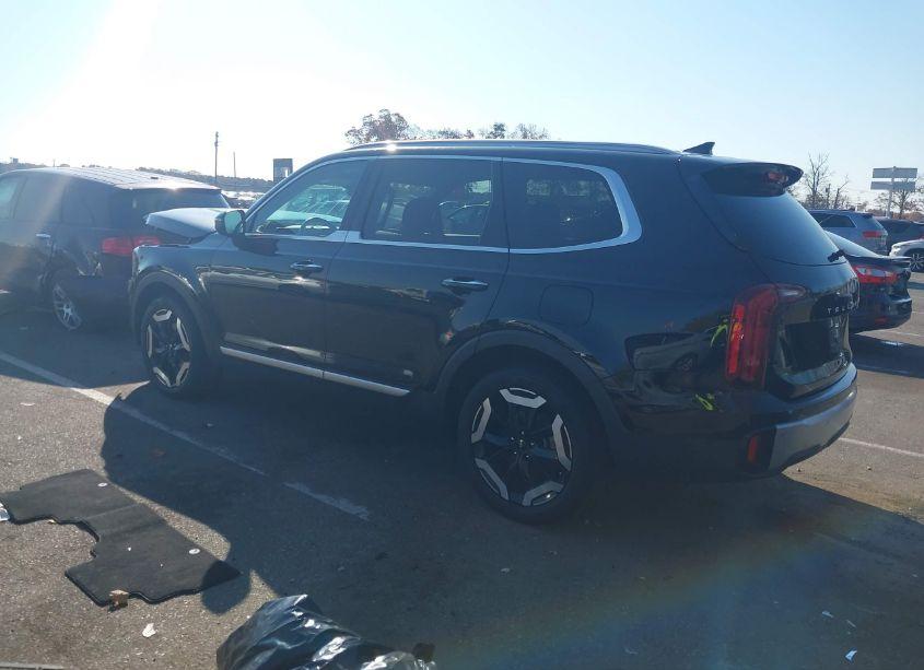 Photo 3 of 2024 Kia Telluride S (VIN 5XYP64GCXRG447818)