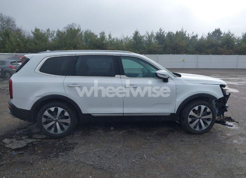 Photo 14 of 2020 Kia Telluride S (VIN 5XYP64HC0LG022677)