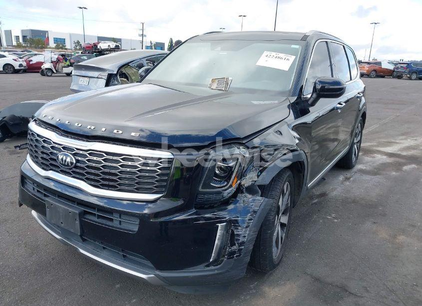 Photo 2 of 2021 Kia Telluride S (VIN 5XYP64HC1MG101003)
