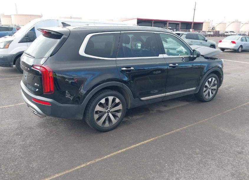 Photo 4 of 2020 Kia Telluride S (VIN 5XYP64HC2LG034720)