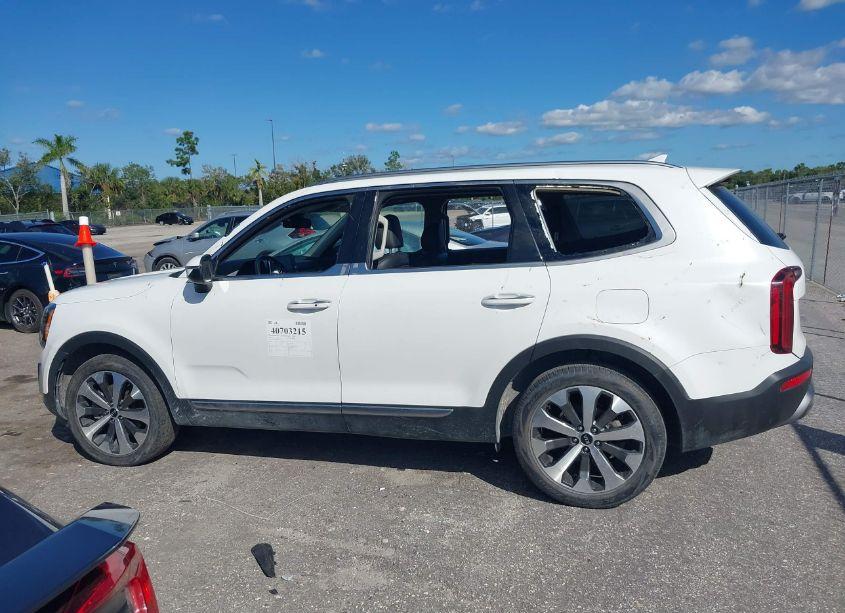 Photo 15 of 2020 Kia Telluride S (VIN 5XYP64HC2LG063084)