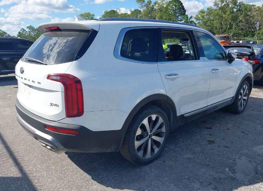 Photo 4 of 2020 Kia Telluride S (VIN 5XYP64HC2LG063084)