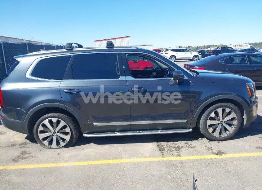 Photo 13 of 2020 Kia Telluride S (VIN 5XYP64HC3LG093274)