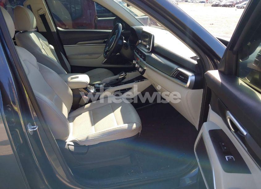 Photo 5 of 2020 Kia Telluride S (VIN 5XYP64HC4LG003646)