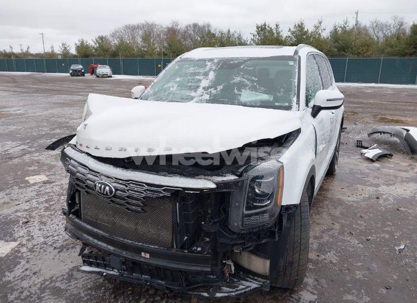 Photo 2 of 2020 Kia Telluride S (VIN 5XYP64HC4LG036632)