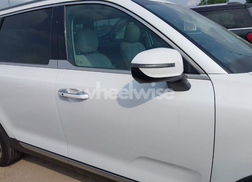 Photo 13 of 2020 Kia Telluride S (VIN 5XYP64HC5LG092191)