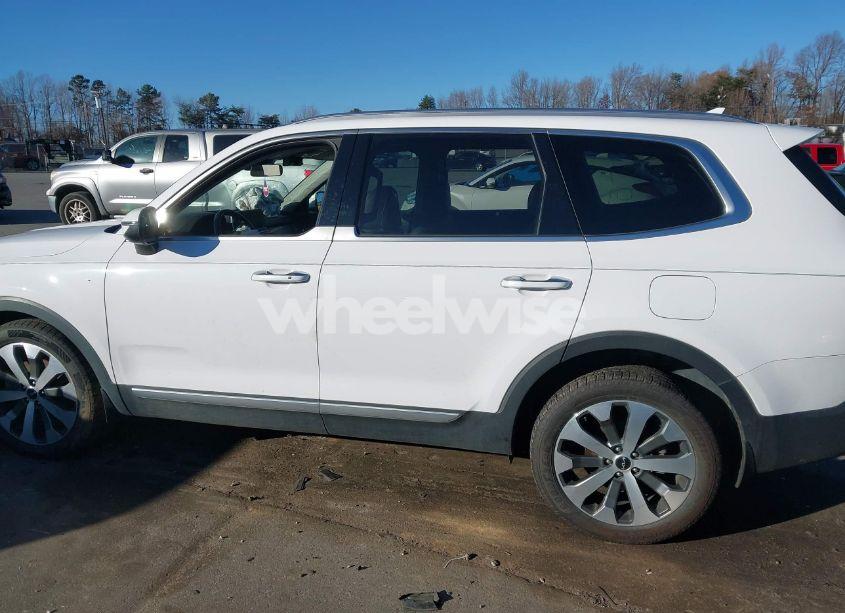 Photo 14 of 2022 Kia Telluride S (VIN 5XYP64HC5NG252606)