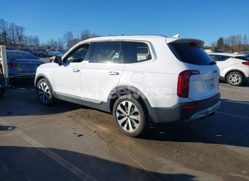 Photo 3 of 2022 Kia Telluride S (VIN 5XYP64HC5NG252606)