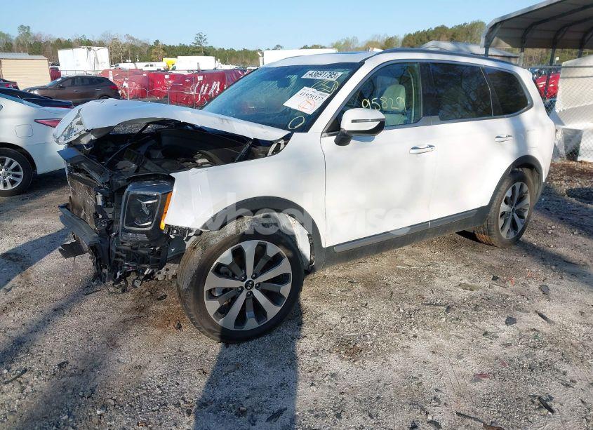 Photo 2 of 2020 Kia Telluride S (VIN 5XYP64HC6LG012137)