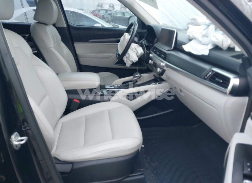 Photo 5 of 2022 Kia Telluride S (VIN 5XYP64HC7NG248329)