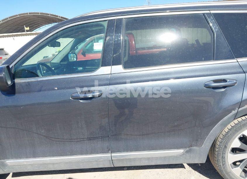 Photo 14 of 2020 Kia Telluride S (VIN 5XYP64HCXLG008043)