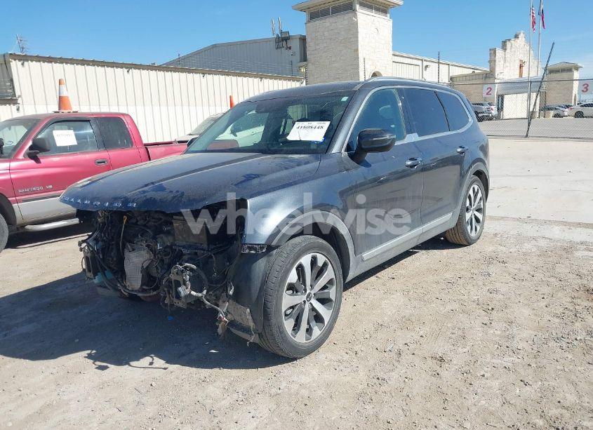 Photo 2 of 2020 Kia Telluride S (VIN 5XYP64HCXLG008043)