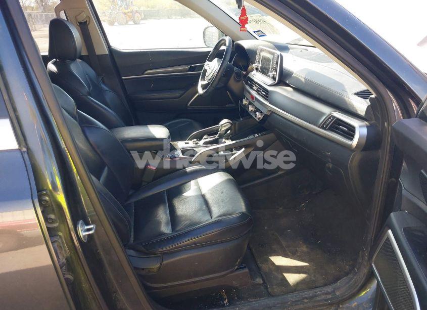 Photo 5 of 2020 Kia Telluride S (VIN 5XYP64HCXLG008043)