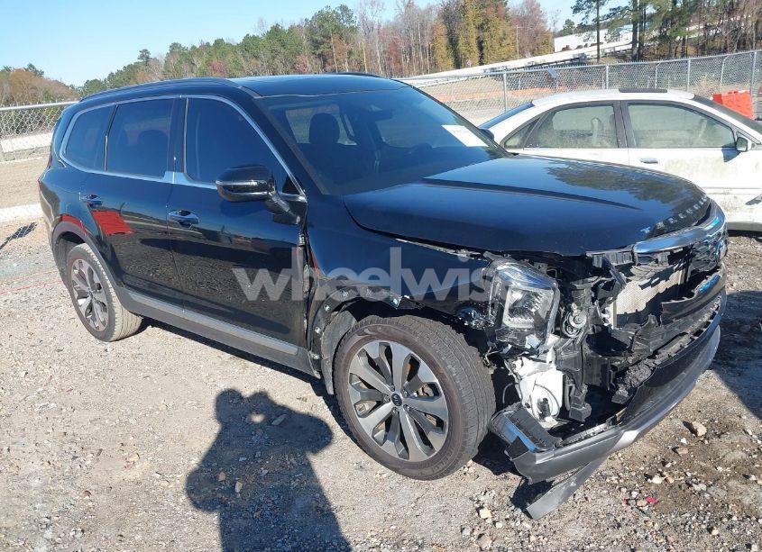 2020 Kia Telluride S (VIN 5XYP64HCXLG031919) main photo