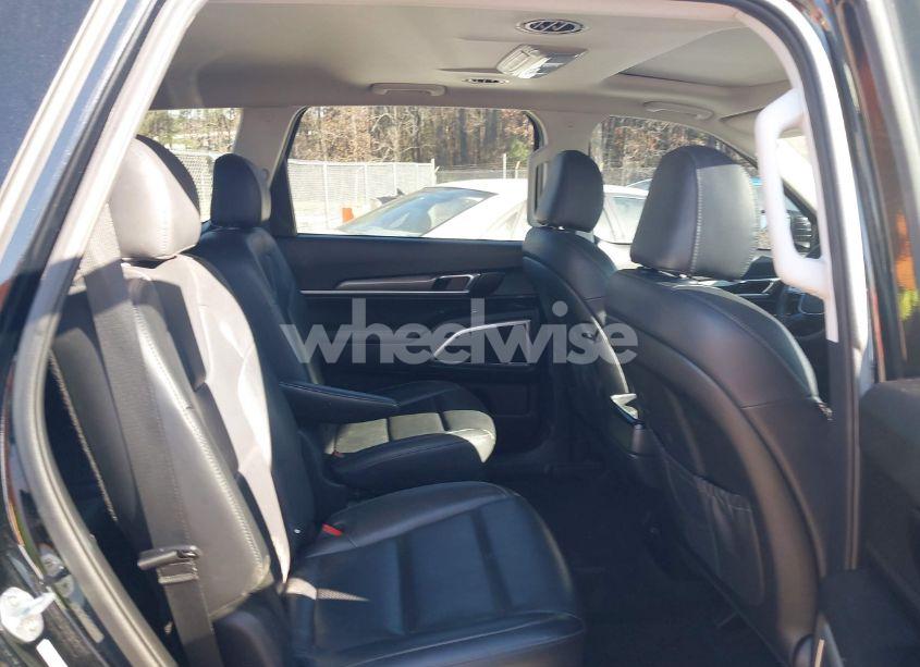 Photo 8 of 2020 Kia Telluride S (VIN 5XYP64HCXLG031919)