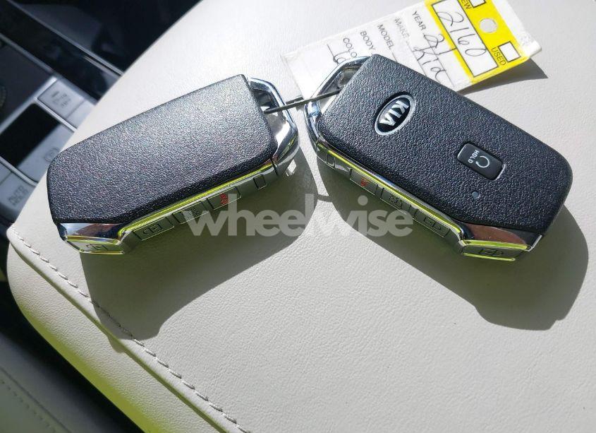 Photo 11 of 2021 Kia Telluride S (VIN 5XYP64HCXMG116924)