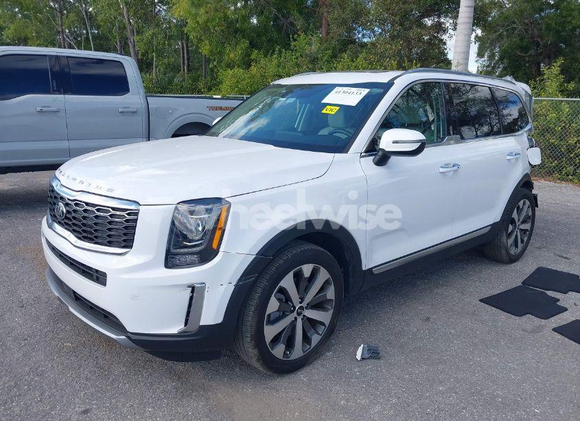 Photo 2 of 2021 Kia Telluride S (VIN 5XYP64HCXMG116924)
