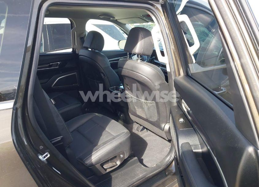 Photo 8 of 2023 Kia Telluride S (VIN 5XYP6DGC0PG334800)