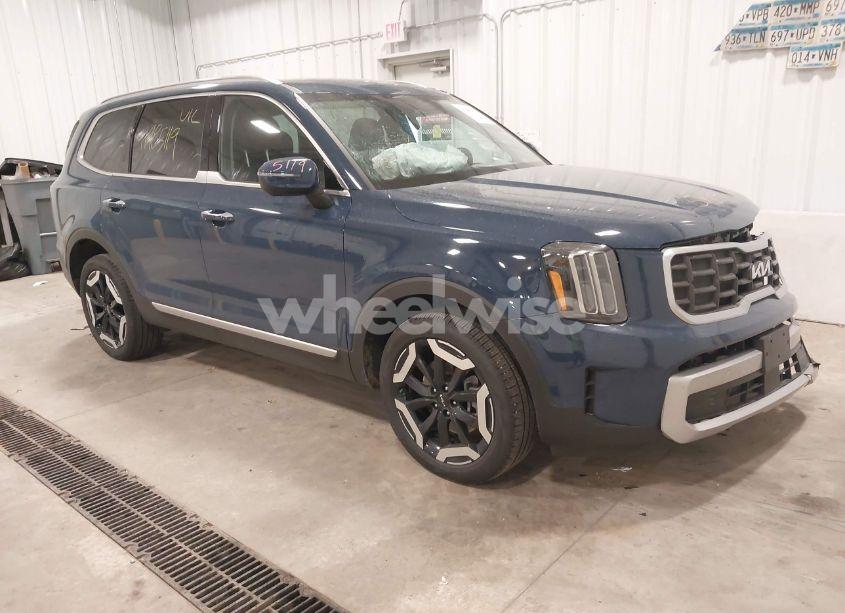 2023 Kia Telluride S (VIN 5XYP6DGC1PG348835) main photo