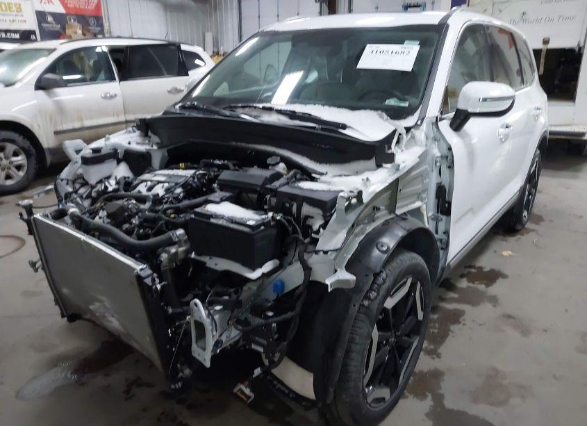 Photo 2 of 2024 Kia Telluride S (VIN 5XYP6DGC1RG501958)