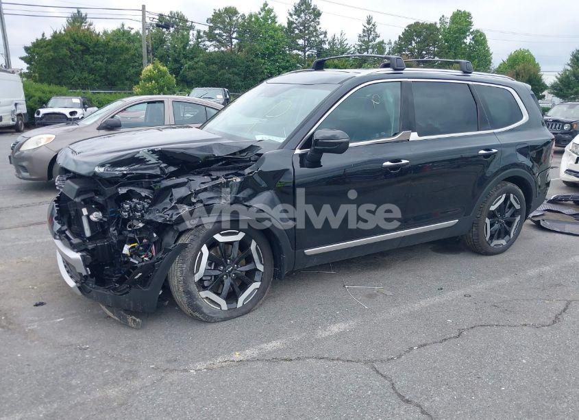 Photo 2 of 2024 Kia Telluride S (VIN 5XYP6DGC1RG528397)
