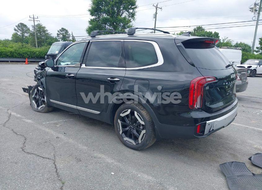Photo 3 of 2024 Kia Telluride S (VIN 5XYP6DGC1RG528397)