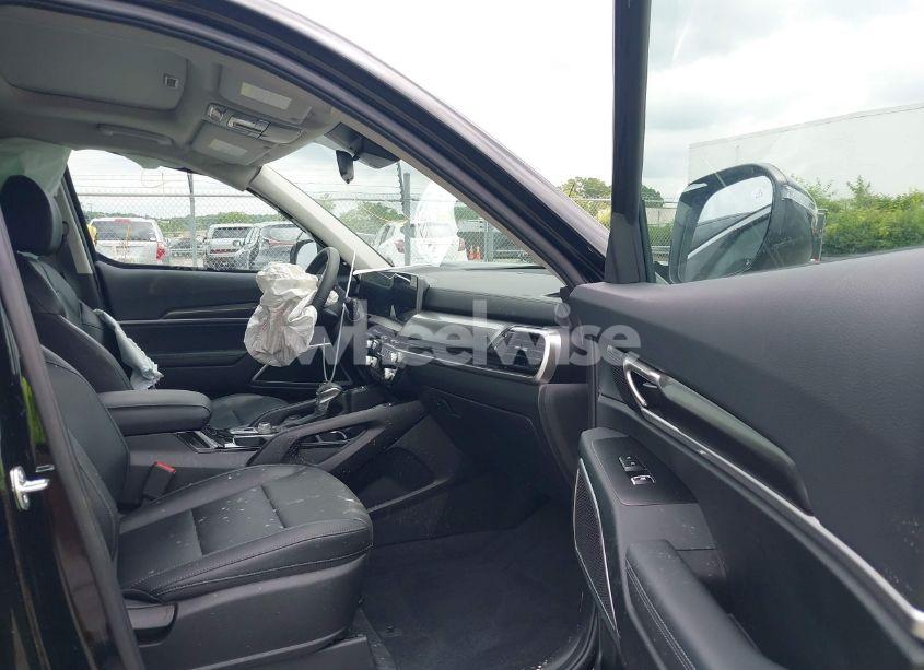 Photo 5 of 2024 Kia Telluride S (VIN 5XYP6DGC1RG528397)