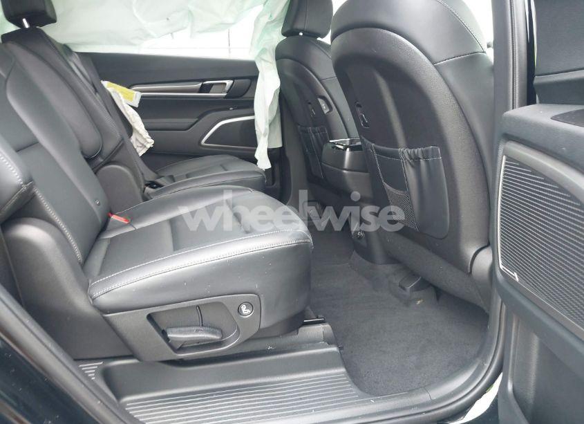 Photo 8 of 2024 Kia Telluride S (VIN 5XYP6DGC1RG528397)