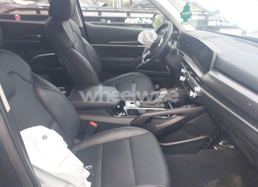 Photo 5 of 2024 Kia Telluride S (VIN 5XYP6DGC2RG474172)