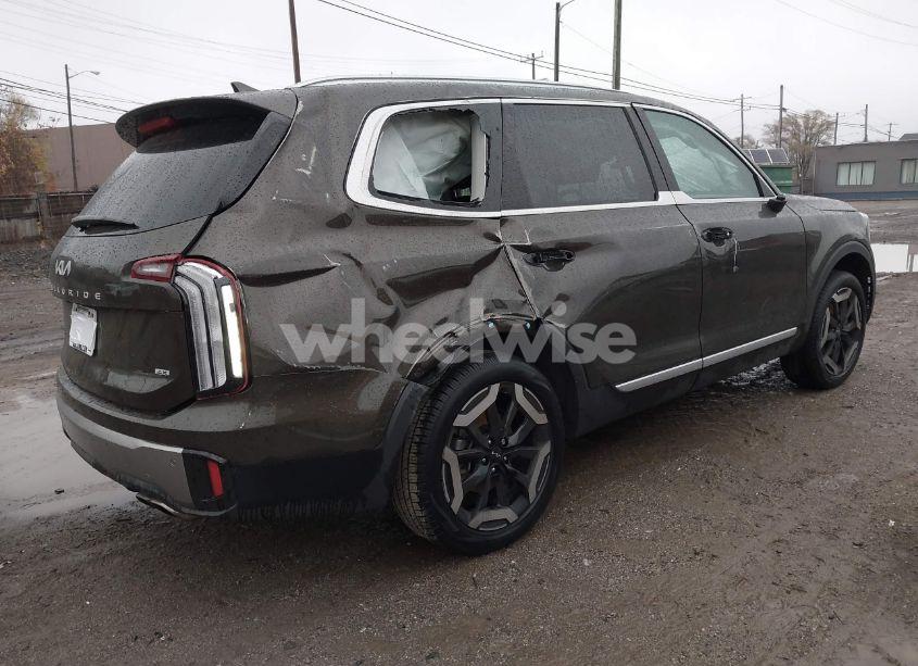 Photo 4 of 2024 Kia Telluride S (VIN 5XYP6DGC3RG556864)
