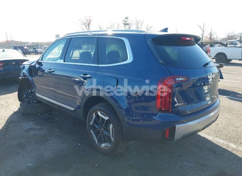 Photo 3 of 2024 Kia Telluride S (VIN 5XYP6DGC4RG500643)
