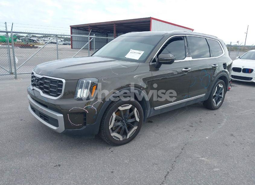 Photo 2 of 2023 Kia Telluride S (VIN 5XYP6DGC5PG331360)