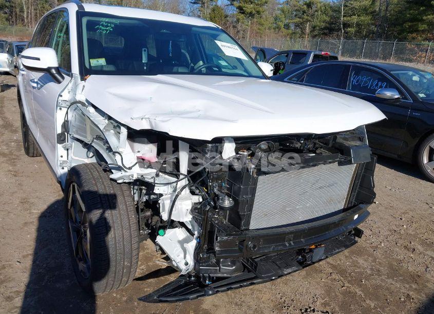 Photo 6 of 2024 Kia Telluride S (VIN 5XYP6DGC5RG522523)