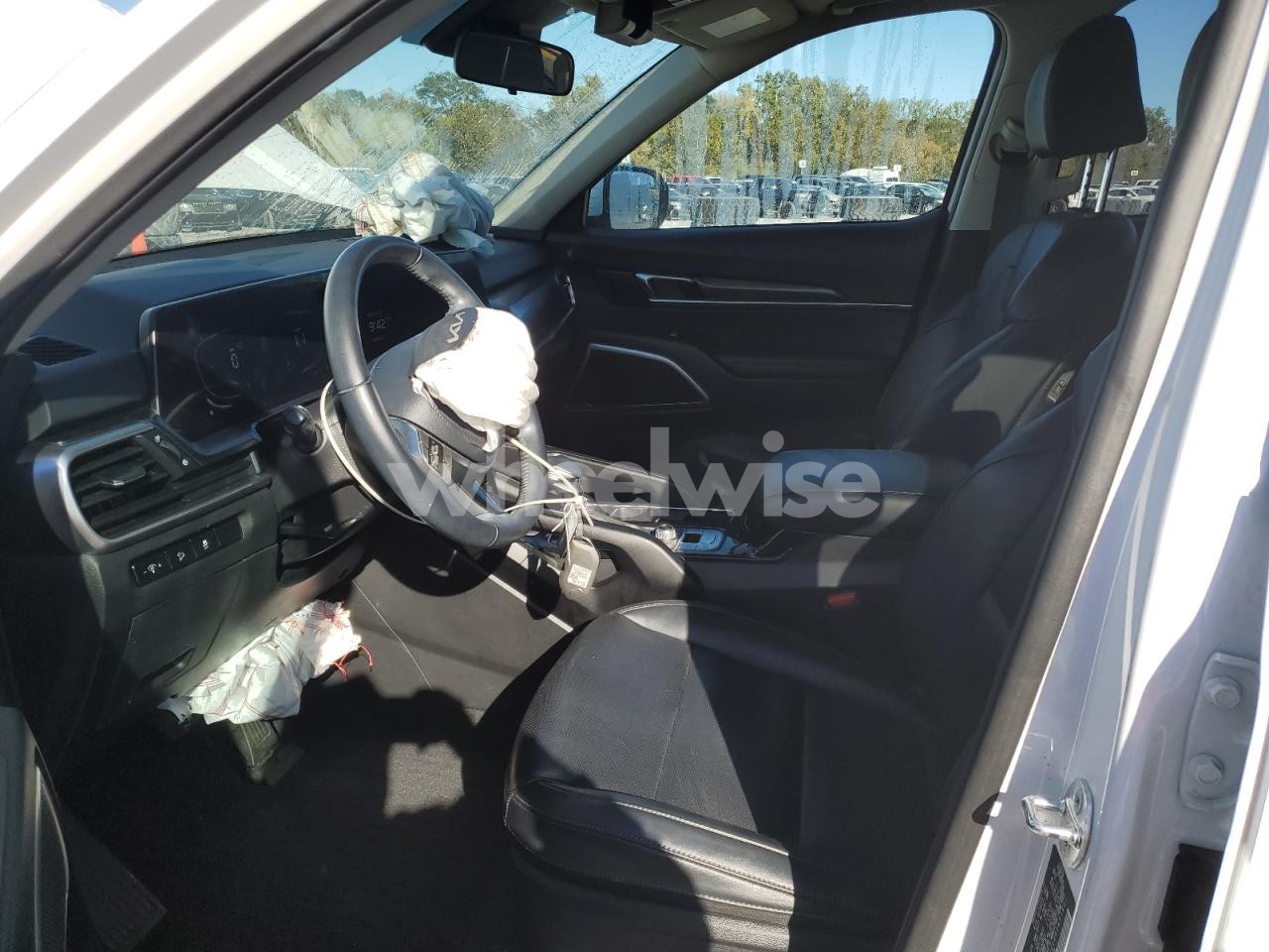 Photo 7 of 2024 KIA TELLURIDE S (VIN 5XYP6DGC6RG491461)