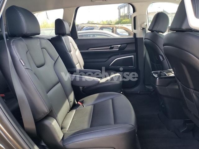 2025 KIA TELLURIDE S (VIN 5XYP6DGC6SG605299) main photo