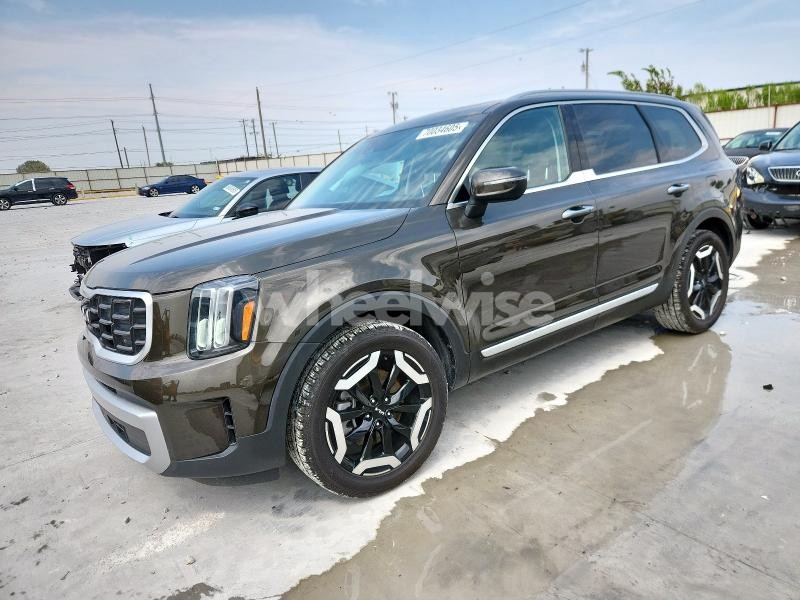 Photo 5 of 2023 KIA TELLURIDE S (VIN 5XYP6DGC8PG340439)