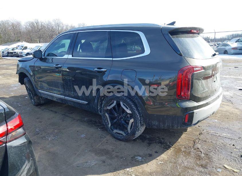 Photo 3 of 2024 Kia Telluride S (VIN 5XYP6DGCXRG526258)