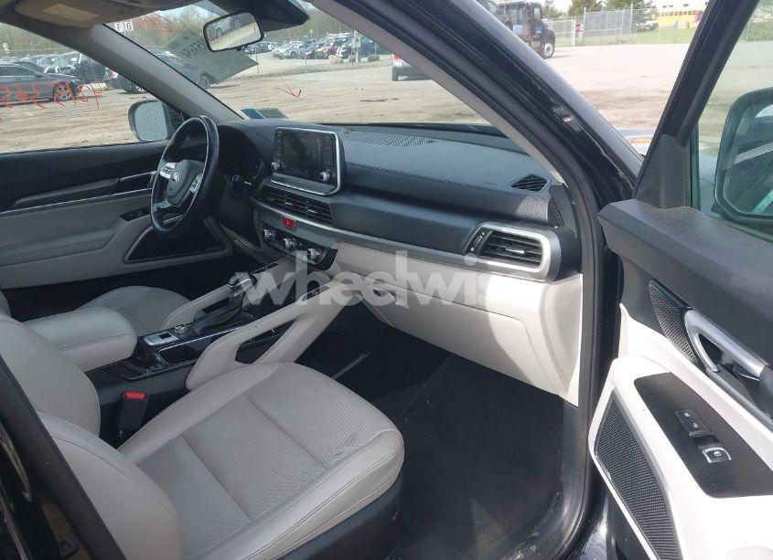 Photo 5 of 2020 Kia Telluride S (VIN 5XYP6DHC0LG025241)