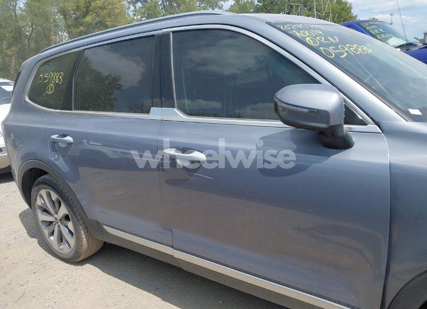 Photo 12 of 2020 Kia Telluride S (VIN 5XYP6DHC1LG059883)