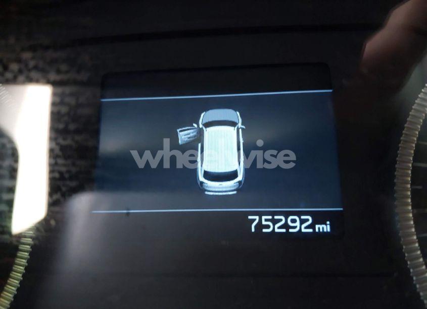 Photo 14 of 2020 Kia Telluride S (VIN 5XYP6DHC1LG059883)