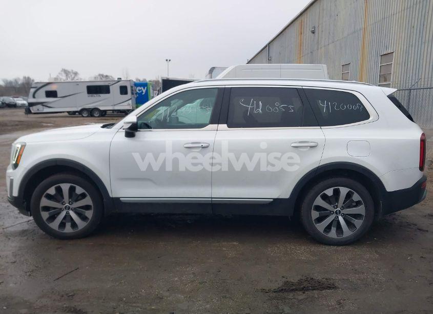 Photo 15 of 2020 Kia Telluride S (VIN 5XYP6DHC1LG095315)
