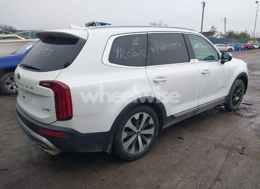 Photo 4 of 2020 Kia Telluride S (VIN 5XYP6DHC1LG095315)
