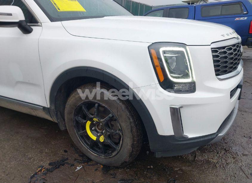 Photo 6 of 2020 Kia Telluride S (VIN 5XYP6DHC1LG095315)