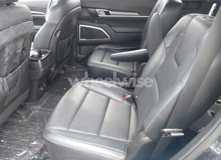 Photo 8 of 2022 Kia Telluride S (VIN 5XYP6DHC1NG233633)