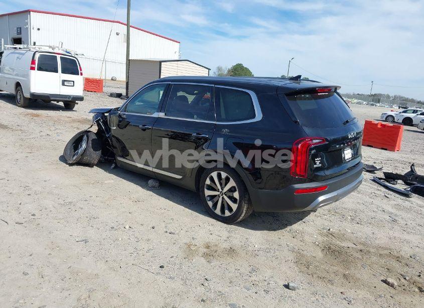 Photo 3 of 2022 Kia Telluride S (VIN 5XYP6DHC3NG239238)