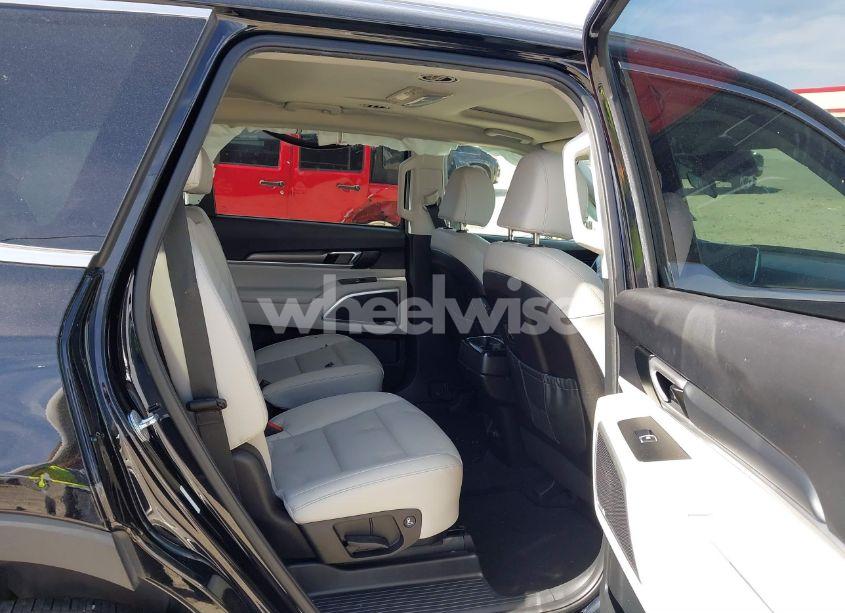 Photo 8 of 2022 Kia Telluride S (VIN 5XYP6DHC3NG239238)